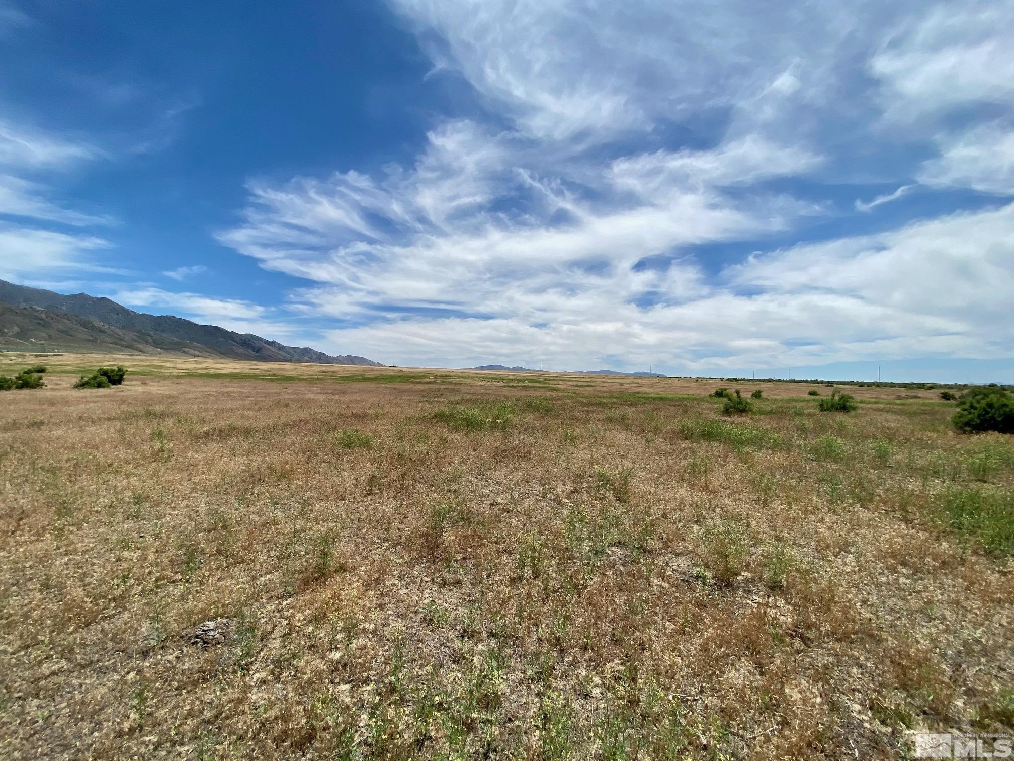 17030 Lancaster Road, Unit 118 Lovelock, NV 89419 - Photo 8 of 23 a view of an ocean and beach