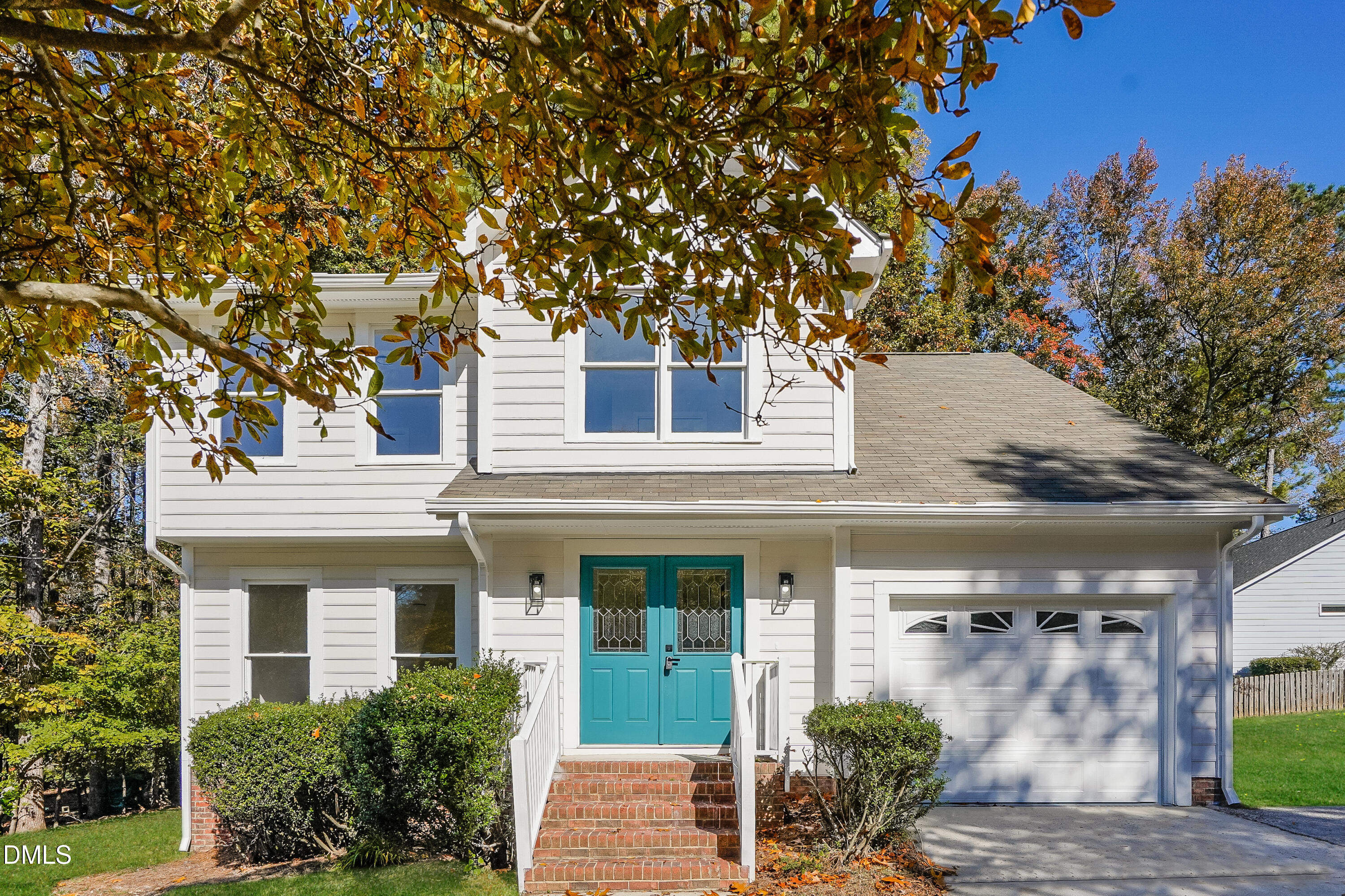 4004 Inkberry Court Apex, NC 27539 - Photo 1 of 20 Front View-14934723