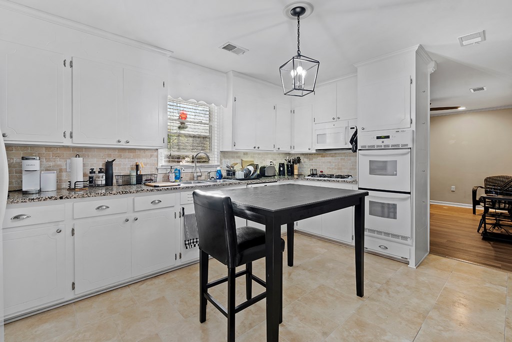 133 Avondale Road Greenwood, SC 29649 - Photo 6 of 15 Gallery Image 6