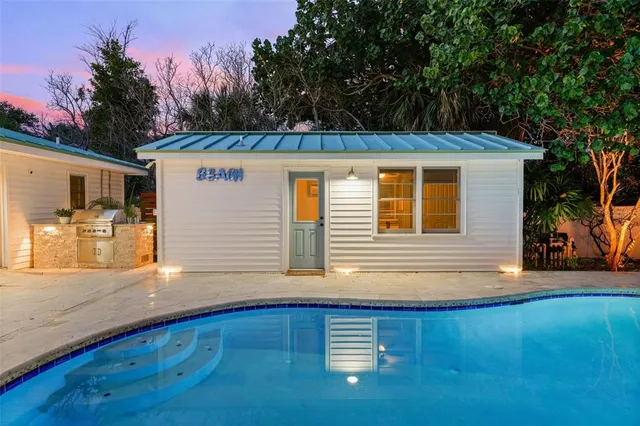 $8,000 | 759 Lantana Avenue, Clearwater Beach, FL 33767