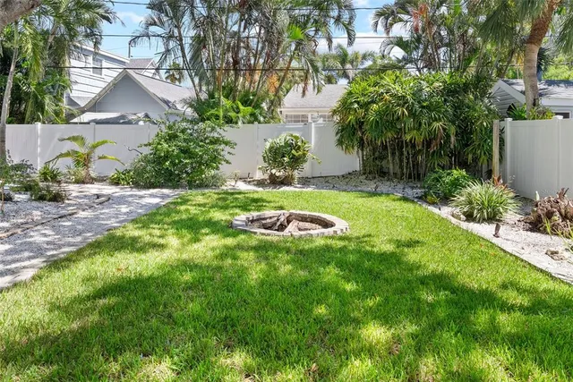 $8,000 | 759 Lantana Avenue, Clearwater Beach, FL 33767