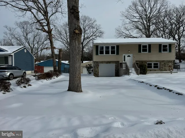 $2,700 | 1319 Heights Place, Vineland, NJ 08360