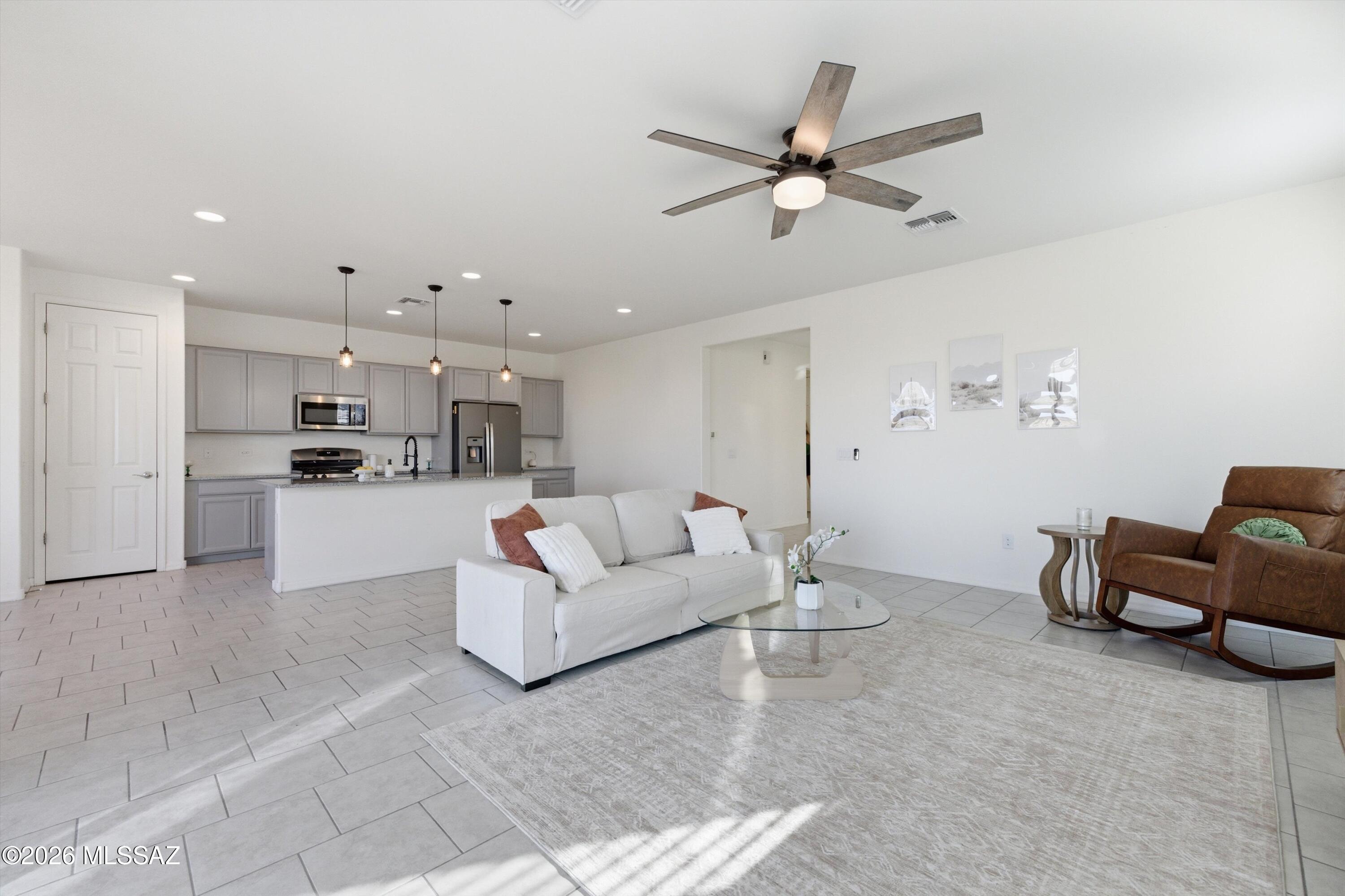 17293 South Ridgerunner Drive Vail, AZ 85641 - Photo 9 of 37