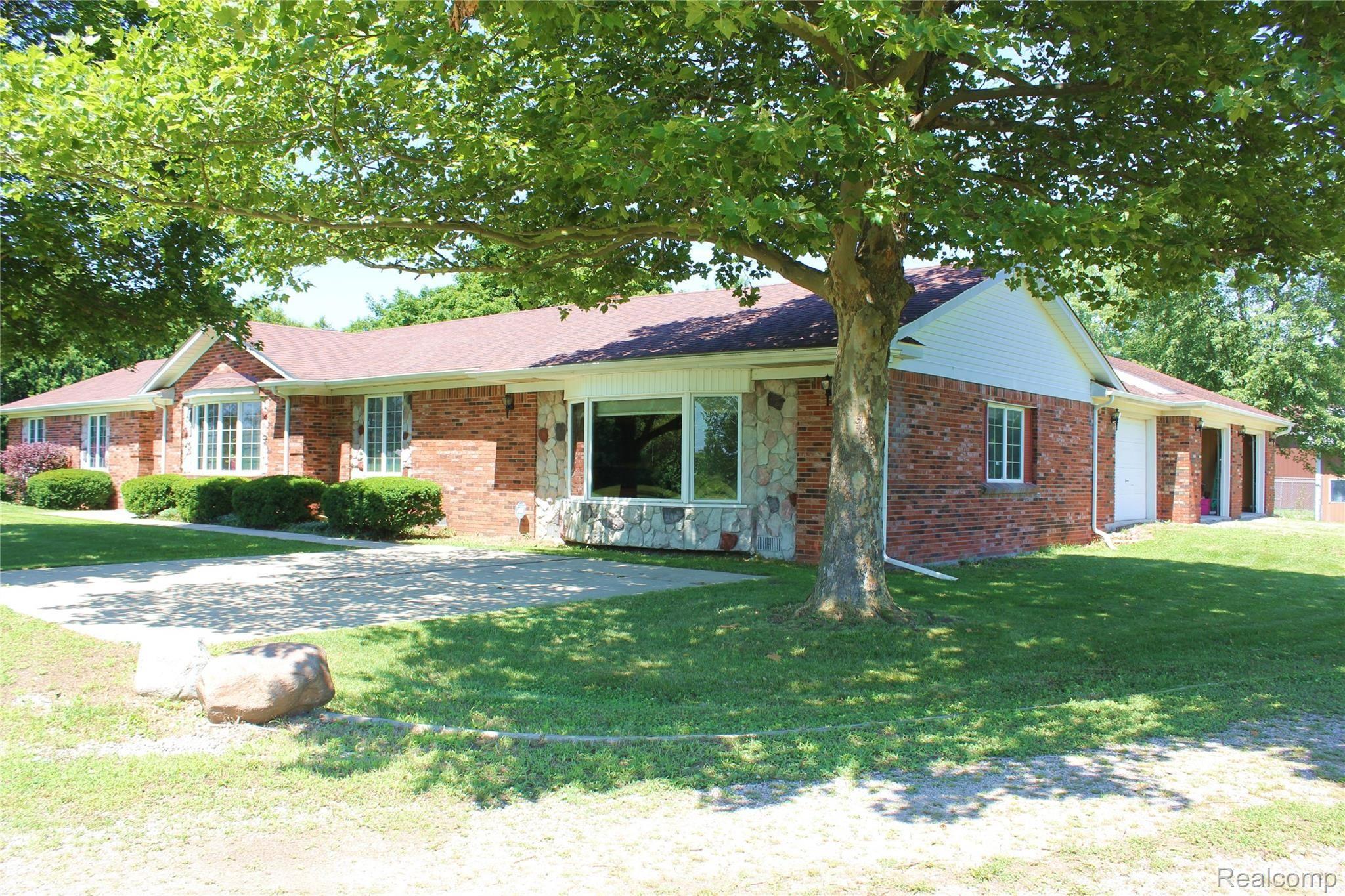 1865 Carter Road Carleton, MI 48117 - Photo 12 of 88 IMG_1306.JPG
