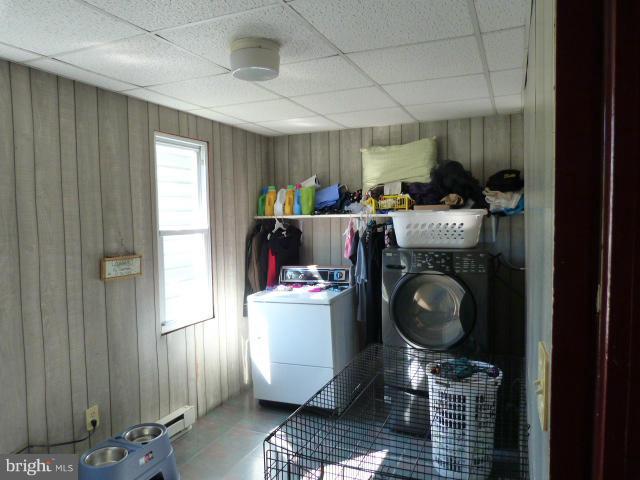 22819 Federal Lookout Road Smithsburg, MD 21783 - Photo 28 of 30 Laundry Room