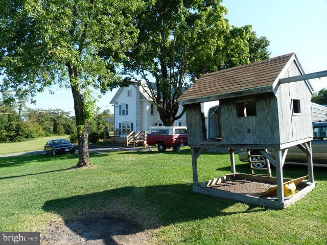 22819 Federal Lookout Road Smithsburg, MD 21783 - Photo 5 of 30 Exterior (General)