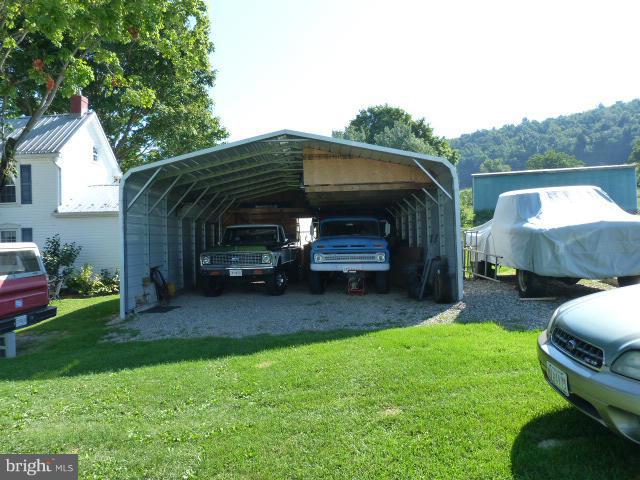22819 Federal Lookout Road Smithsburg, MD 21783 - Photo 6 of 30 Exterior (General)