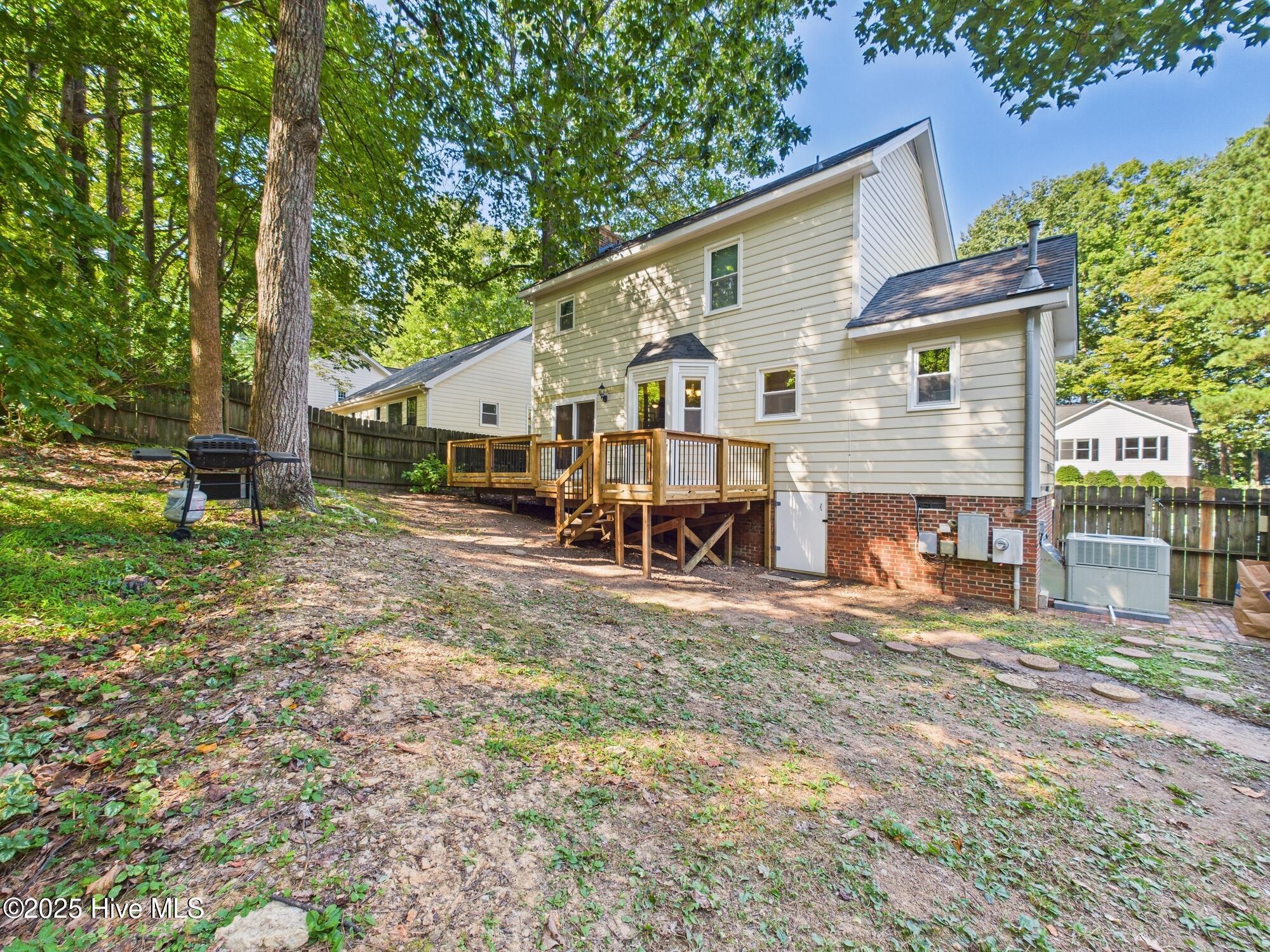 115 Rock Pointe Lane Cary, NC 27513 - Photo 49 of 56 CAM01608G0-PR0108-STILL017