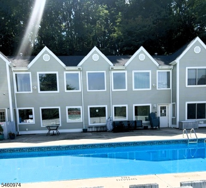 166 Falcon Ridge Way North, Unit 166 Hamburg, NJ 07419 - Photo 11 of 12 Gallery Image 11
