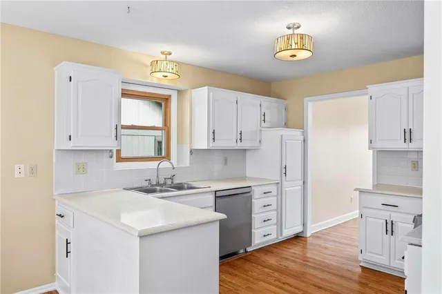 $332,500 | 100 Northeast 111th Street, Kansas City, MO 64155