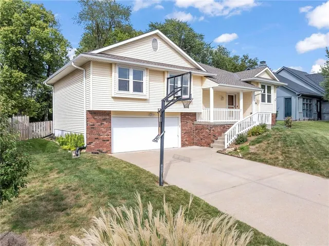 $332,500 | 100 Northeast 111th Street, Kansas City, MO 64155