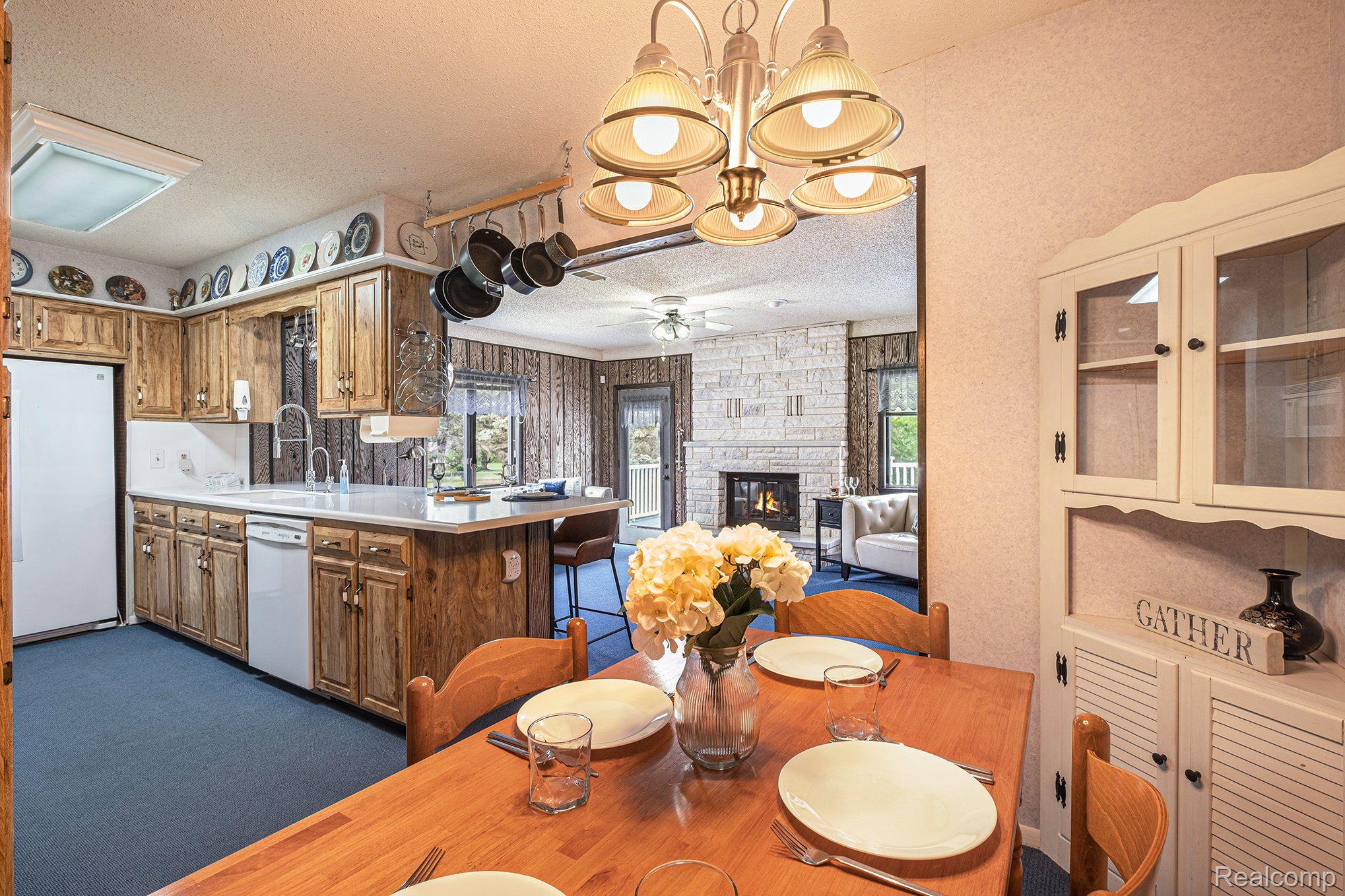 13255 North Horrell Road Fenton, MI 48430 - Photo 9 of 23 Gallery Image 9