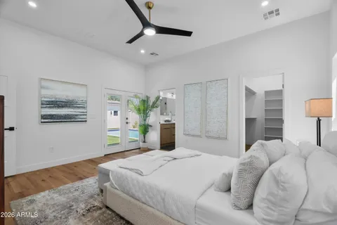 $1,295,000 | 3860 East Clarendon Avenue, Phoenix, AZ 85018