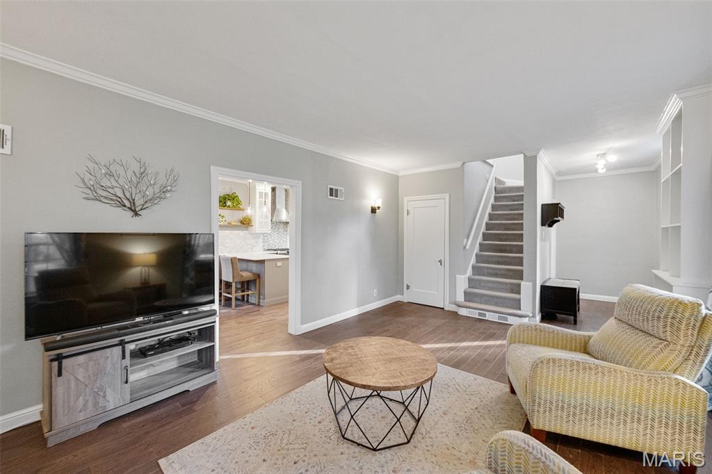350 Rosedale Place Webster Groves, MO 63119 - Photo 2 of 44 Gallery Image 2