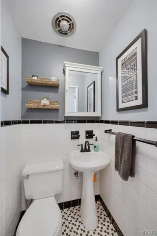 $465,000 | 350 Rosedale Place, Webster Groves, MO 63119