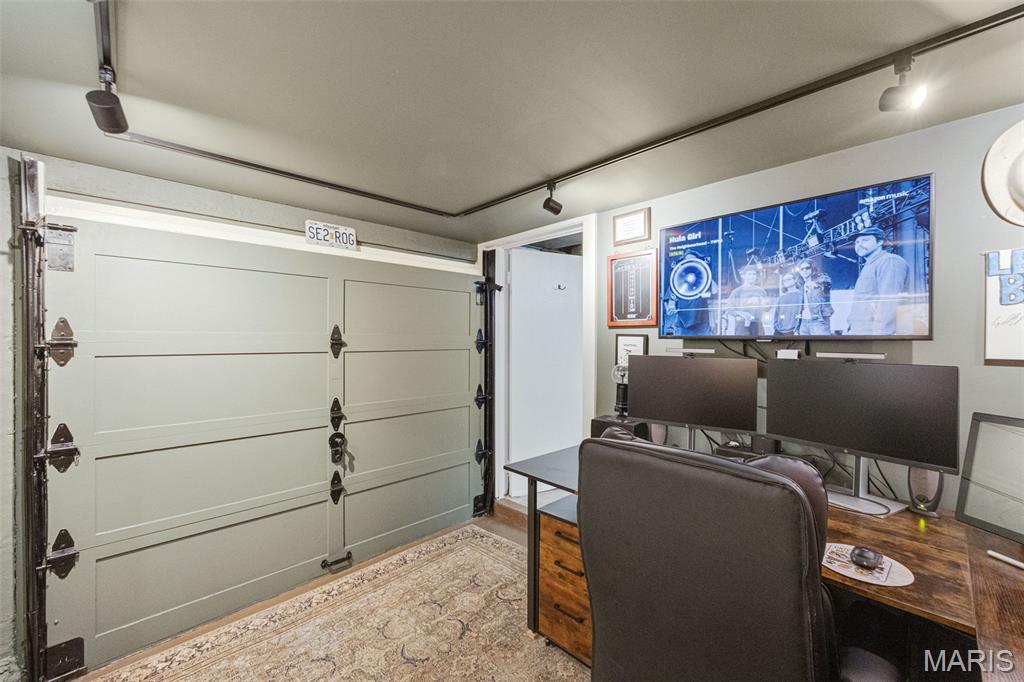 350 Rosedale Place Webster Groves, MO 63119 - Photo 28 of 44 Gallery Image 28
