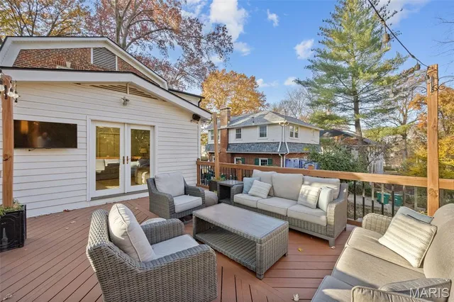 $465,000 | 350 Rosedale Place, Webster Groves, MO 63119