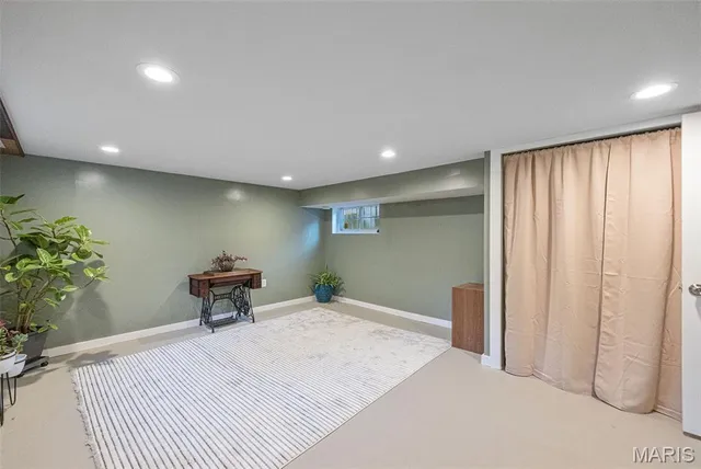 $465,000 | 350 Rosedale Place, Webster Groves, MO 63119