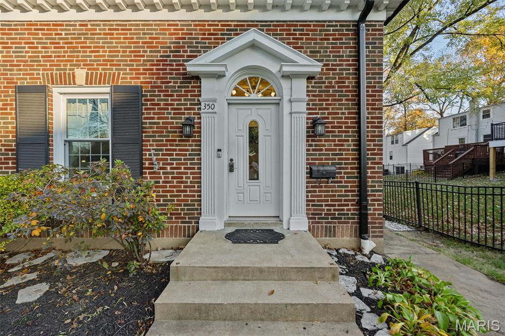 350 Rosedale Place Webster Groves, MO 63119 - Photo 35 of 44 Gallery Image 35