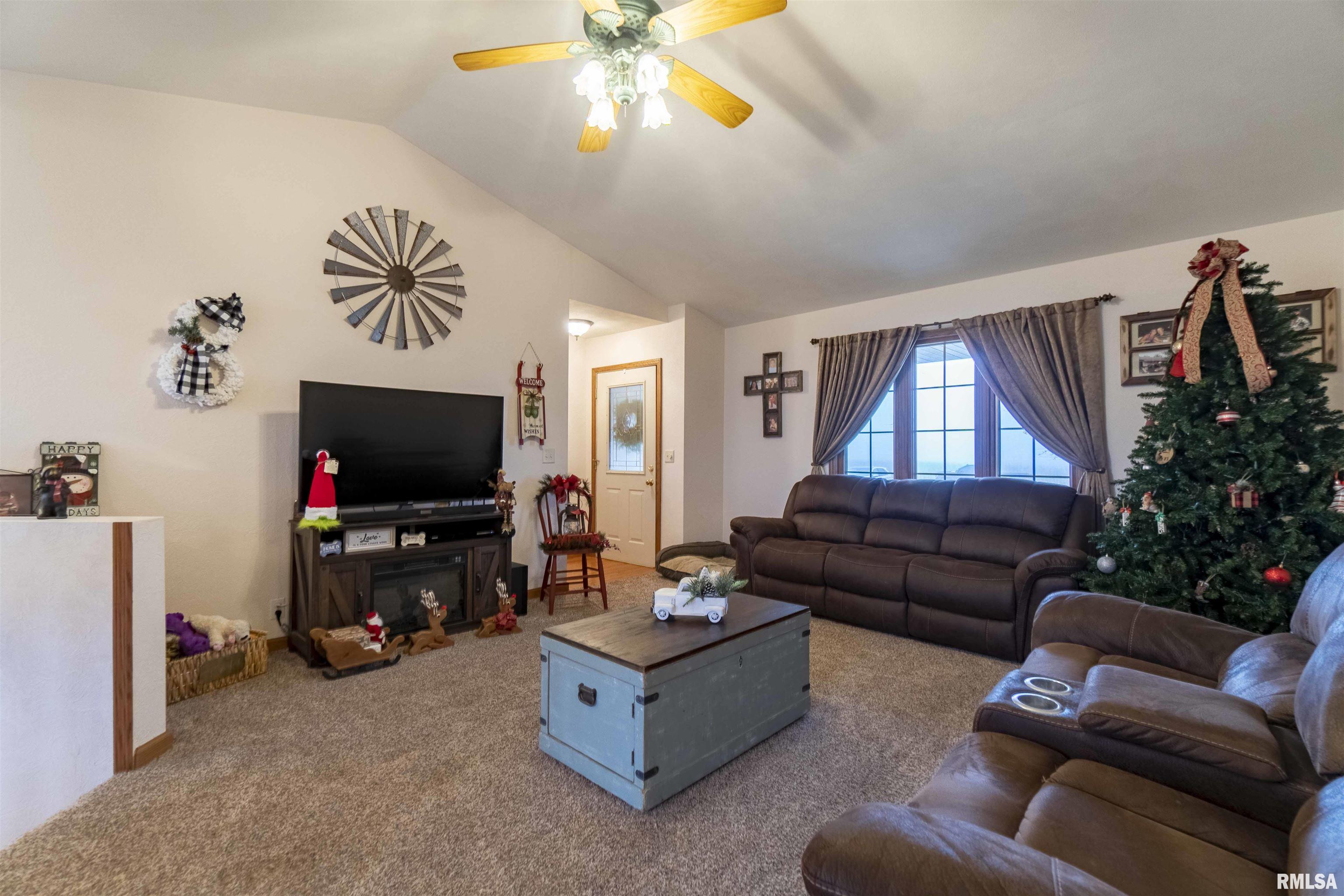 12465 Nichols Road Green Valley, IL 61534 - Photo 3 of 34