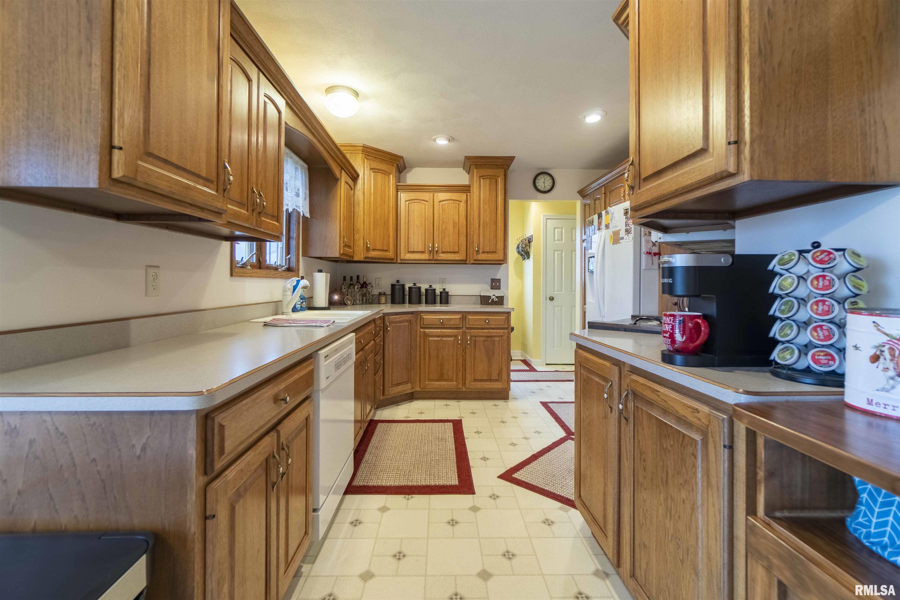 12465 Nichols Road Green Valley, IL 61534 - Photo 8 of 34