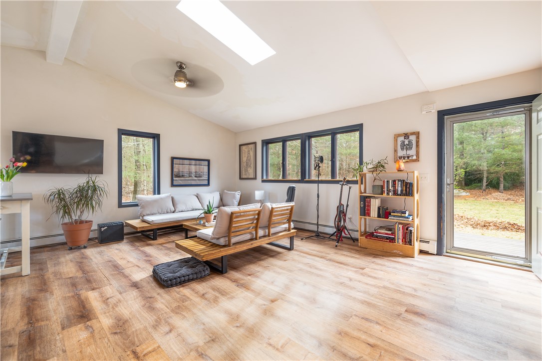 124 Biscuit City Road Charlestown, RI 02813 - Photo 6 of 23