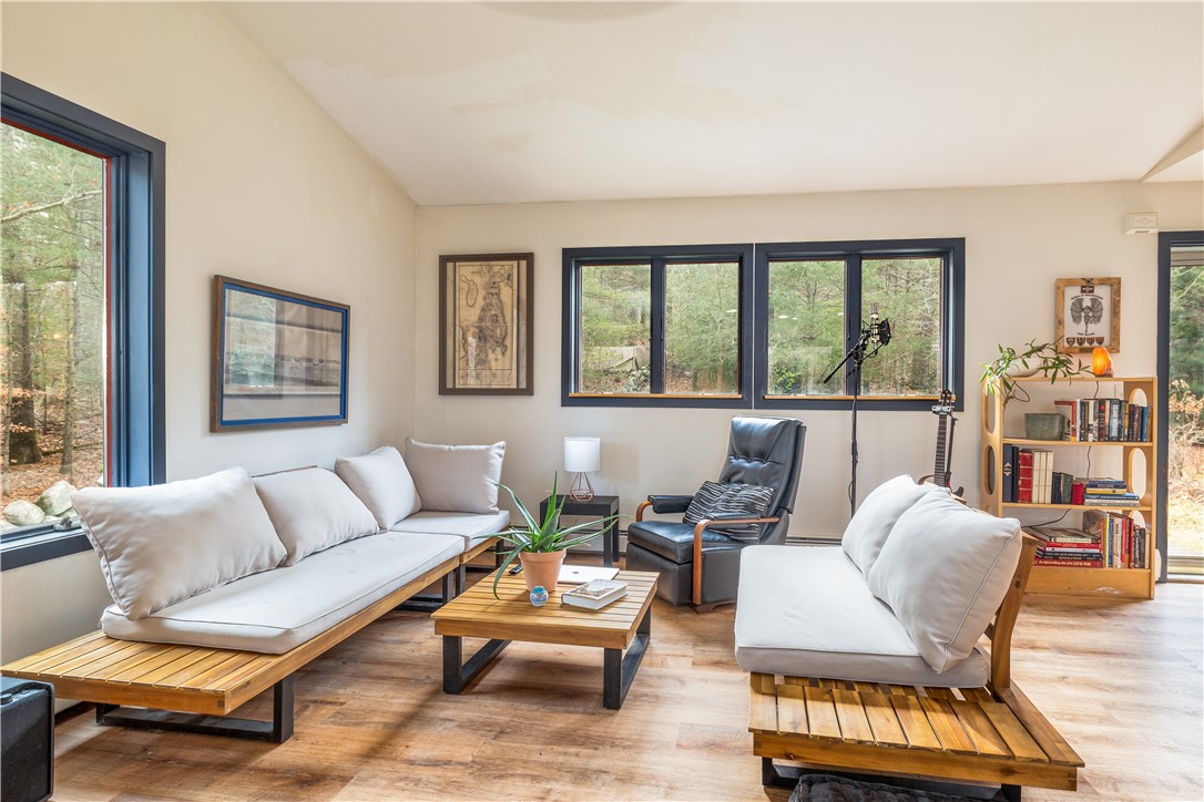 124 Biscuit City Road Charlestown, RI 02813 - Photo 8 of 23