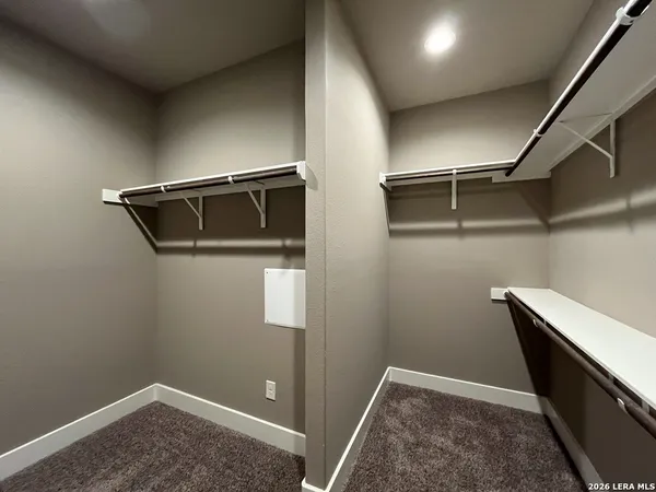 a view of utility room