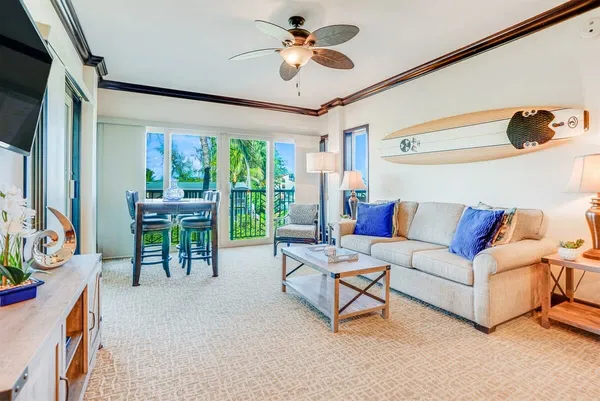 $1,400,000 | 4-820 Kuhio Highway, Unit C305, Kapaa, HI 96746