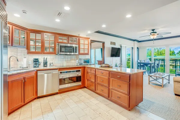 $1,400,000 | 4-820 Kuhio Highway, Unit C305, Kapaa, HI 96746