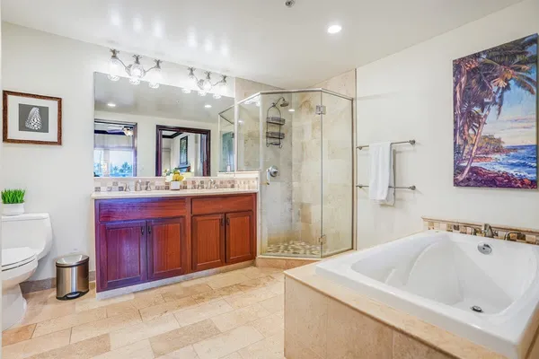 $1,400,000 | 4-820 Kuhio Highway, Unit C305, Kapaa, HI 96746