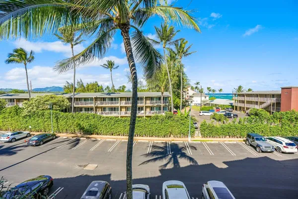 $1,400,000 | 4-820 Kuhio Highway, Unit C305, Kapaa, HI 96746