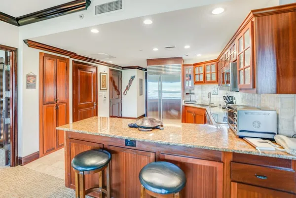 $1,400,000 | 4-820 Kuhio Highway, Unit C305, Kapaa, HI 96746