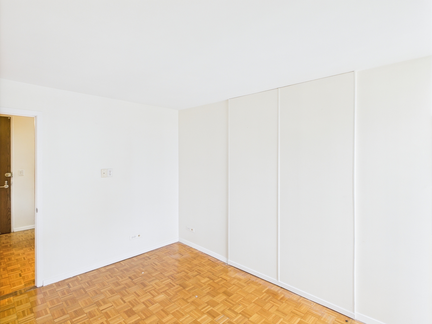 1310 North Ritchie Court, Unit 7D Chicago, IL 60610 - Photo 14 of 43