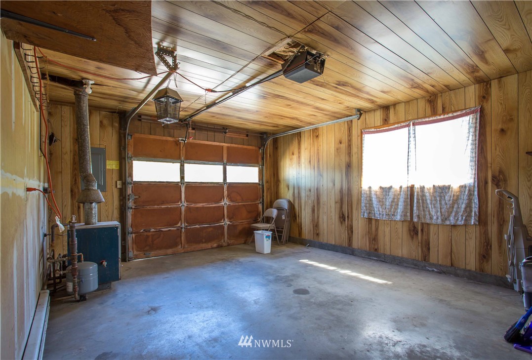 208 South Pass Road Nooksack, WA 98276 - Photo 14 of 25