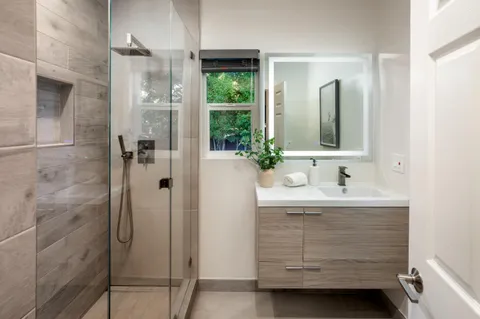 $1,998,000 | 128 Middlefield Road, Palo Alto, CA 94301