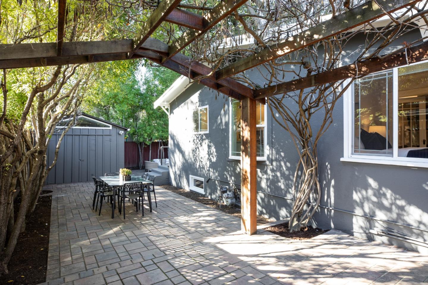 128 Middlefield Road Palo Alto, CA 94301 - Photo 20 of 29