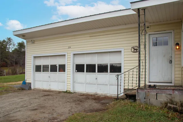 $285,000 | 254 Ski Tow Road, St. Johnsbury, VT 05819