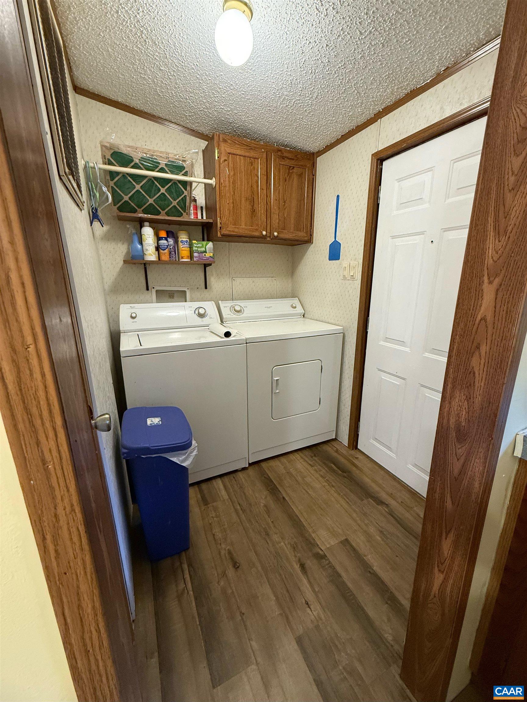 579 Glenmore Road Scottsville, VA 24590 - Photo 17 of 25 Door to back porch