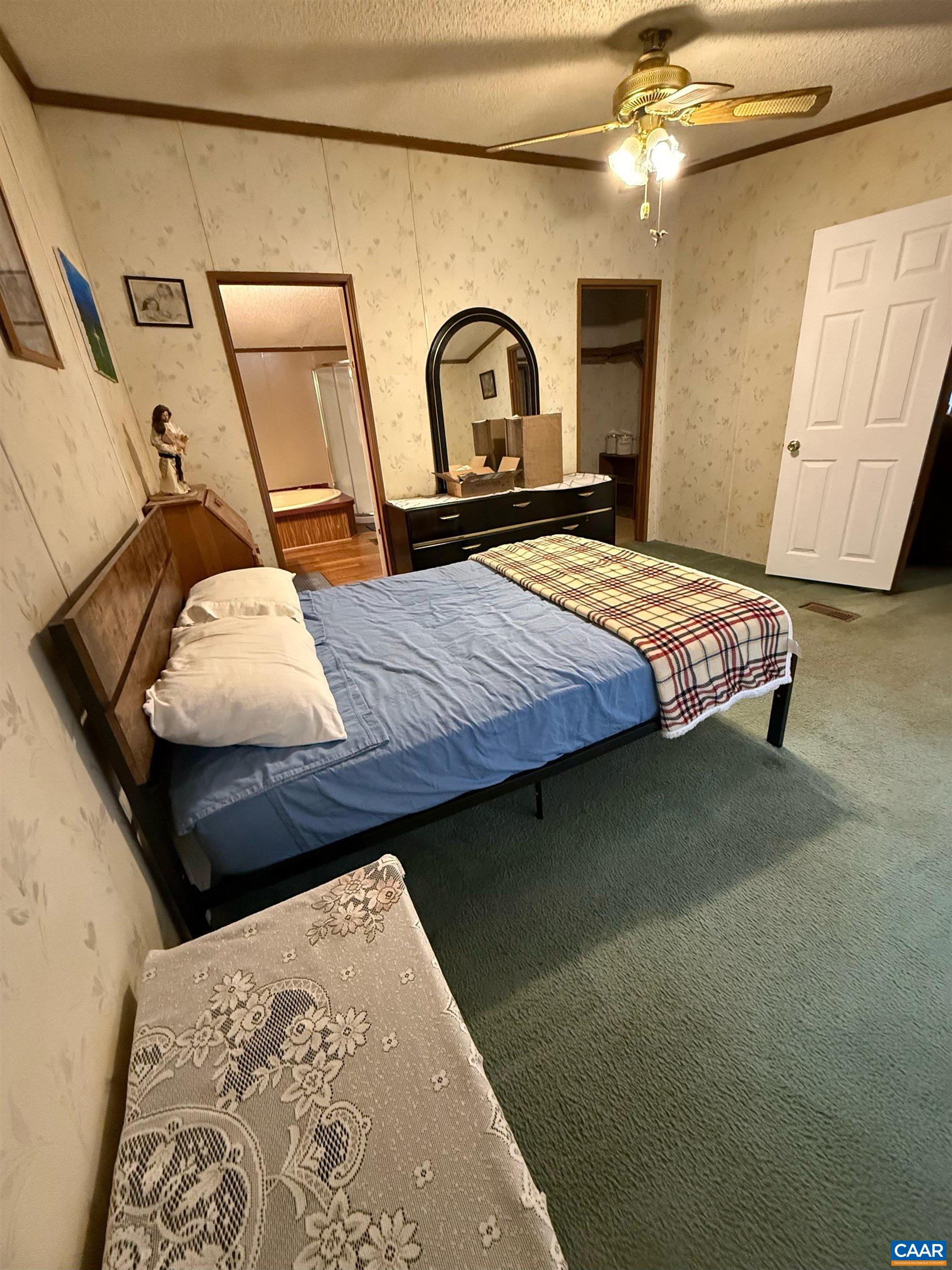 579 Glenmore Road Scottsville, VA 24590 - Photo 21 of 25 Primary Bedroom