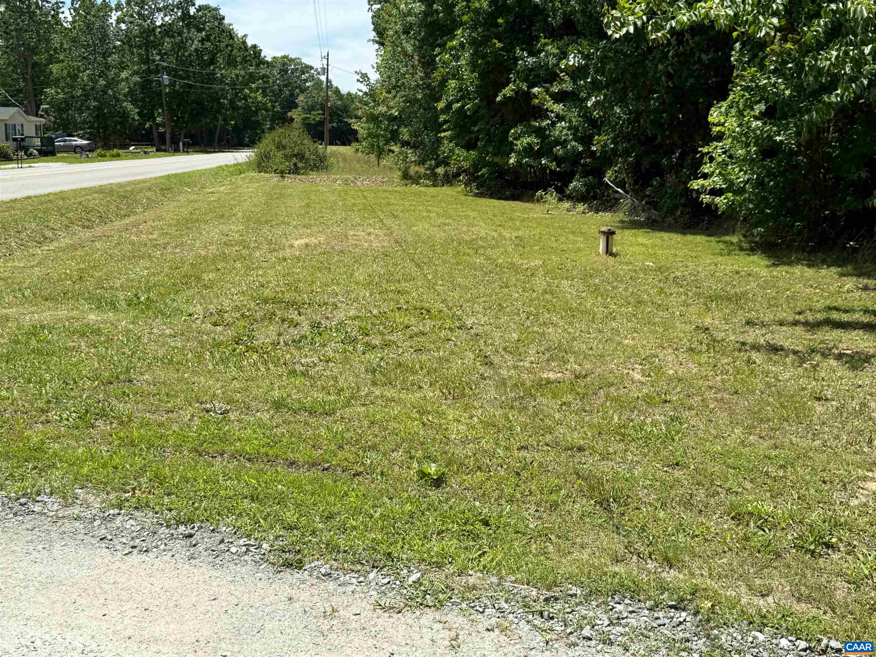 579 Glenmore Road Scottsville, VA 24590 - Photo 3 of 25 Entrance from Rd
