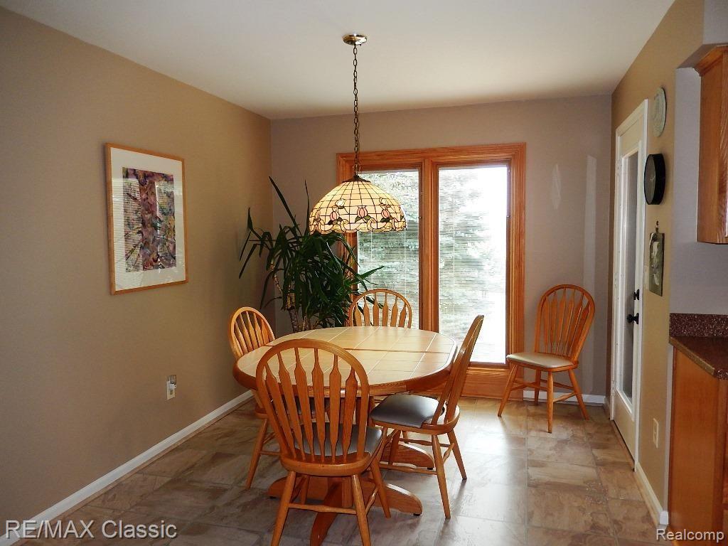 36722 Valley Ridge Drive Farmington Hills, MI 48331 - Photo 12 of 33