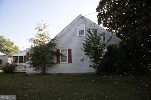 a view of house with outdoor space