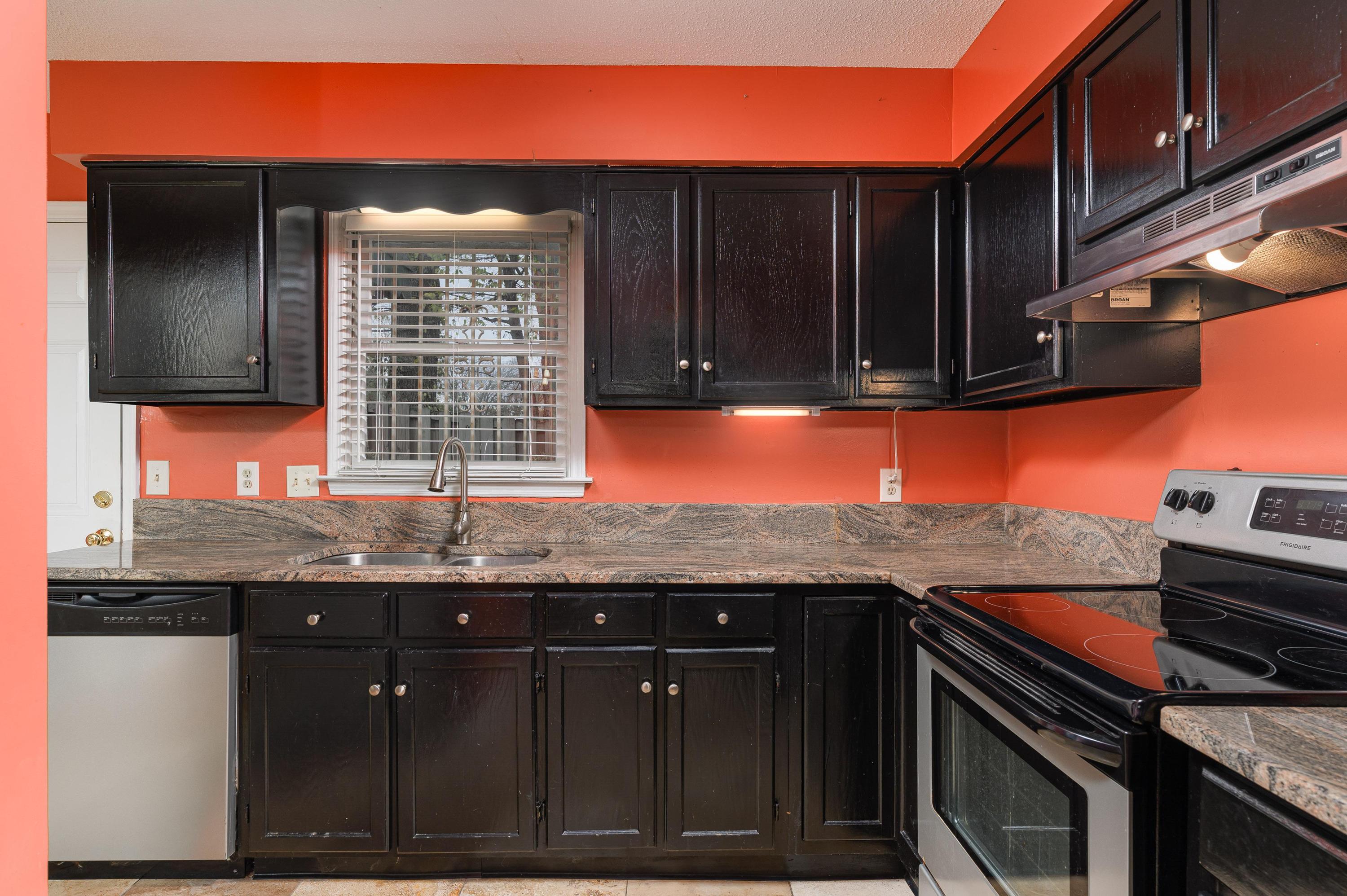 317 McBrien Road, Unit 1 Chattanooga, TN 37411 - Photo 4 of 11 4