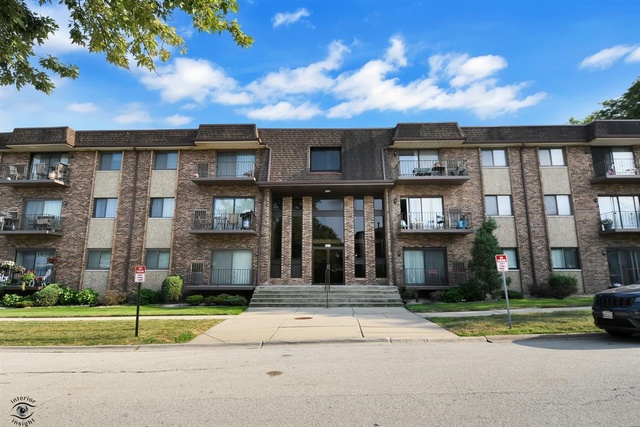 8901 South Roberts Road, Unit 308 Hickory Hills, IL 60457 - Photo 1 of 20