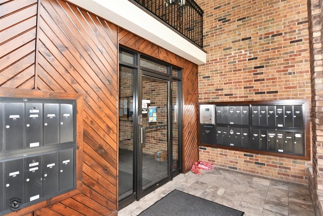 8901 South Roberts Road, Unit 308 Hickory Hills, IL 60457 - Photo 20 of 20