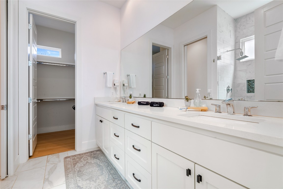 1126 Linden Street, Unit 1 Austin, TX 78702 - Photo 14 of 26