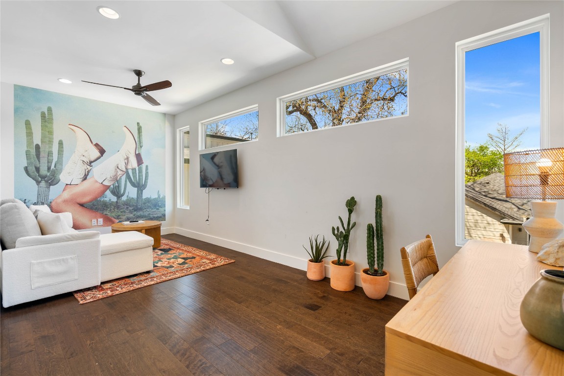 1126 Linden Street, Unit 1 Austin, TX 78702 - Photo 16 of 26 Upstairs Flex Space/ Secondary Living Room