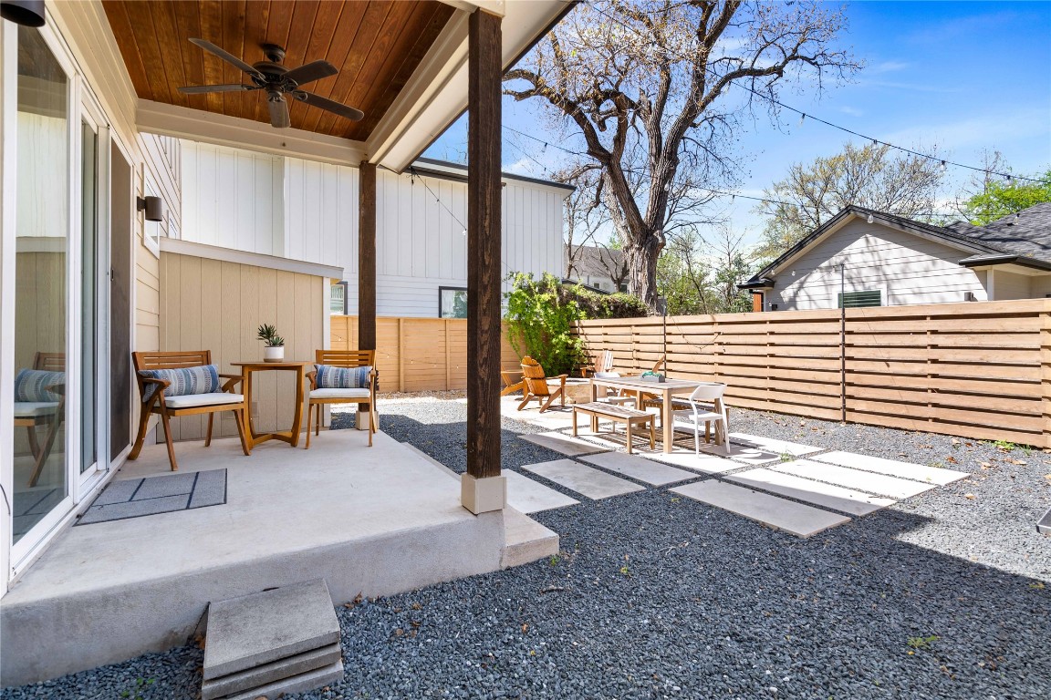 1126 Linden Street, Unit 1 Austin, TX 78702 - Photo 23 of 26