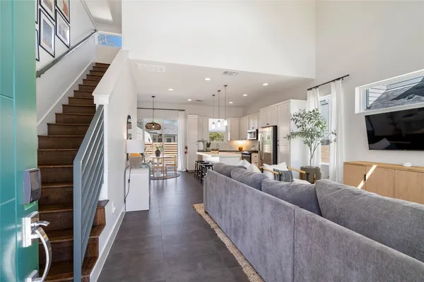 $4,995 | 1126 Linden Street, Unit 1, Austin, TX 78702